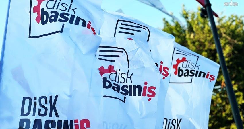 DİSK Basın-İş: “Yeni Yaşam Gazetesi çalışanı Zilan Gül, gerekçesi henüz bilinmeyen bir ev baskınıyla gözaltına alındı” DİSK Basın-İş, Yeni Yaşam Gazetesi çalışanı Zilan Gül’ün, gerekçesi henüz