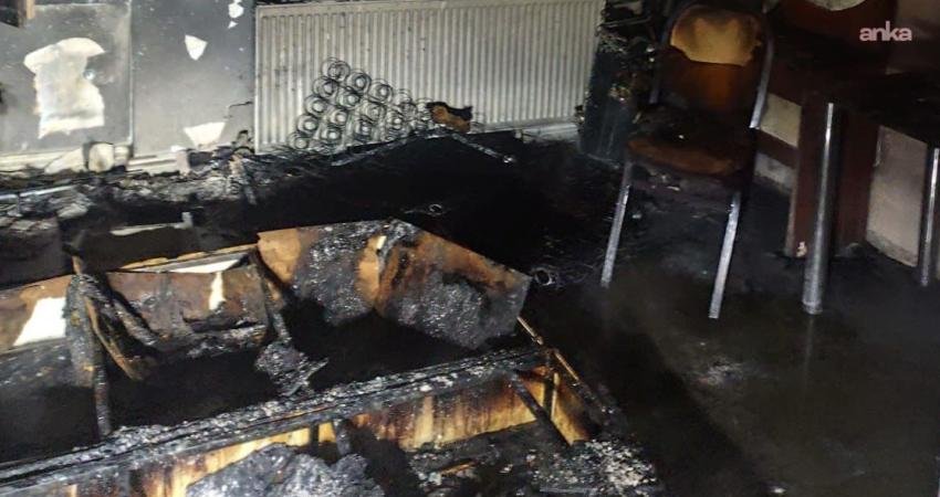 Diyarbakır’ın merkez Sur ilçesinde 7 katlı bir otelde çıkan yangında