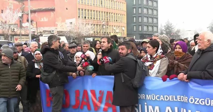 DEM Parti öncülüğündeki Demokratik Kurumlar Platformunun, Suriye’deki çatışmaları protesto etmek amacıyla