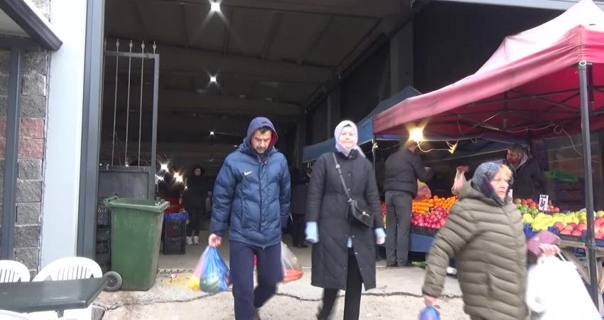 Edirne’de yeni yıldan önce Bulgarların rağbet gösterdiği Cumartesi Pazarı, bu