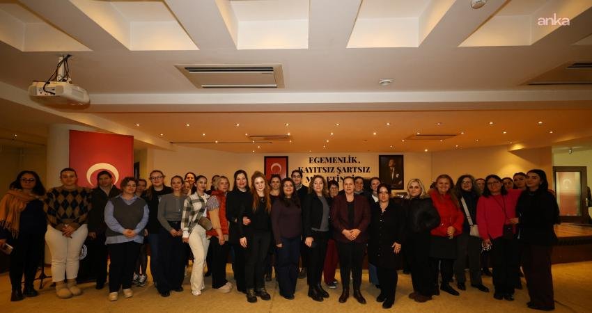 Efes Selçuk Belediyesi “rahim ağzı kanseri farkındalık eğitimi” düzenledi Efes Selçuk Belediyesi ve İzmir Büyükşehir Belediyesi Sağlık Eğitimleri Şube