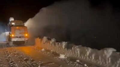 Elazığ'da etkisini devam ettiren yoğun kar yağışı nedeniyle 320 köye ulaşım