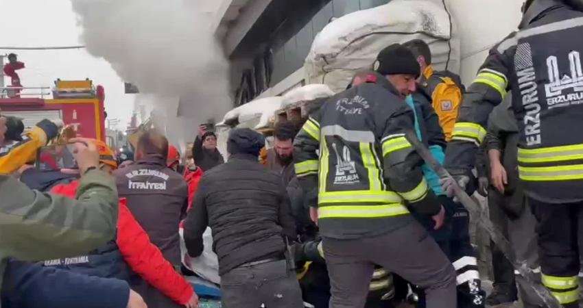 Erzurum’un Yakutiye ilçesindeki Sanayi Sitesi’nde bir iş yerinde patlama sonrası