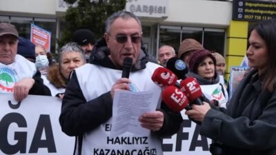 Tüm Emeklilerin Sendikası üyeleri, CHP milletvekillerinin en düşük emekli aylığı ile