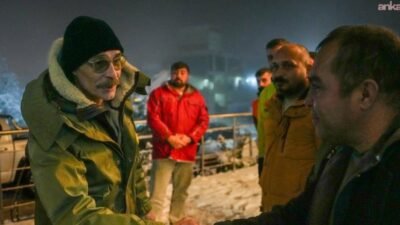 Etimesgut Belediye Başkanı Erdal Beşikçioğlu, Yapracık Mahallesi'nde yoğun kar yağışı