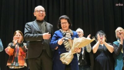 Foça Belediye Tiyatrosu tarafından hazırlanan Aziz Nesin’in "Başarımı Karılarıma Borçluyum"