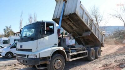 Foça İlçe Garajı sahasında, Foça Belediyesi Fen İşleri Müdürlüğü tarafından