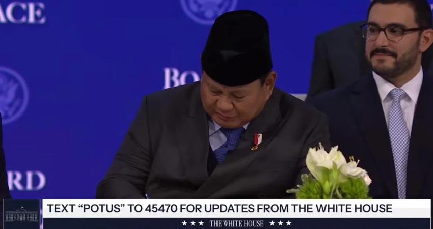 Gazze Barış Kurulu için imzalar atıldı… Trump: “Gazze’de kalıcı ateşkes, rehinelerin serbest bırakılması ve bölgenin silahsızlandırılması için Barış Kurulu resmen devreye girdi” İsviçre’nin Davos kentinde düzenlenen törenle Gazze Barış Kurulu için imzalar