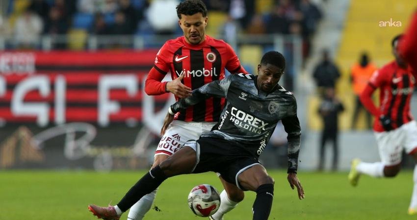  Süper Lig’in 18. haftasında, Gençlerbirliği ile Samsunspor 1-1 berabere kaldı.