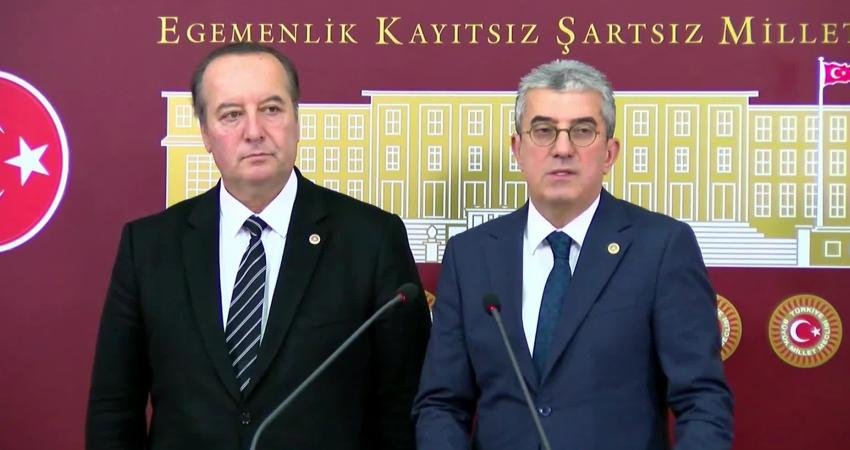 Gökhan Günaydın: “İstanbul’da 127 çocuk etkinlik merkezi açan İmamoğlu ve çalışma arkadaşlarına karşı yürütülen bu süreç, çamur atma ve iftira kampanyasıdır” CHP Grup Başkanvekili Gökhan Günaydın, İstanbul Büyükşehir Belediyesi'ne (İBB) bağlı bir