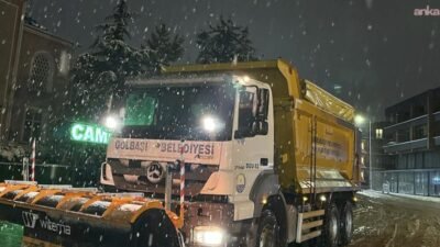 Gölbaşı Belediyesi ekipleri, Ankara’da etkili olan kar yağışının vatandaşların günlük
