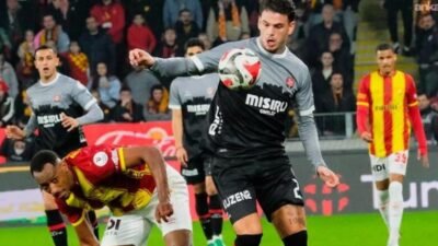 Süper Lig’in 20. haftasında Göztepe, sahasında Fatih Karagümrük’ü 2-1 mağlup
