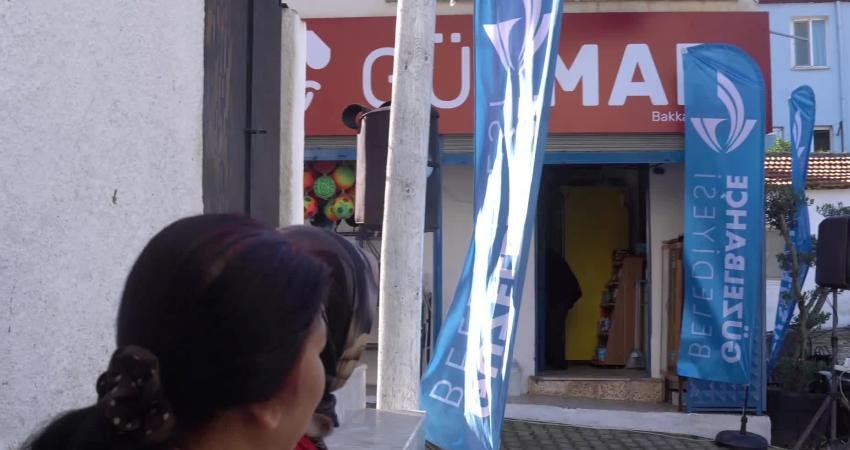 Güzelbahçe Belediyesi, GÜZMAR Market ailesine Bakkal Nihat'ı ekledi. Açılışta konuşan