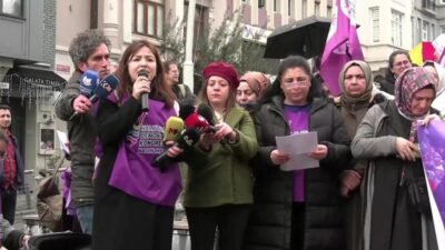 Halkların Demokratik Kongresi (HDK) Kadın Meclisleri adına Şişhane Meydanı'nda "Öz