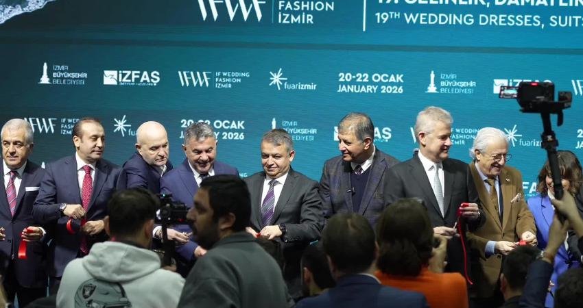 İzmir Büyükşehir Belediyesi ev sahipliğinde, İZFAŞ tarafından Ege Giyim Sanayicileri