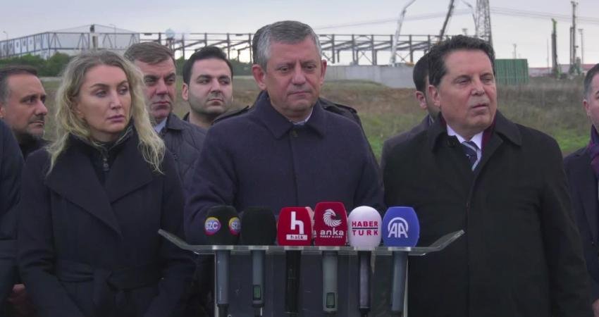 CHP Genel Başkanı Özgür Özel, CHP'nin  cumhurbaşkanı adayı Ekrem İmamoğlu'nun