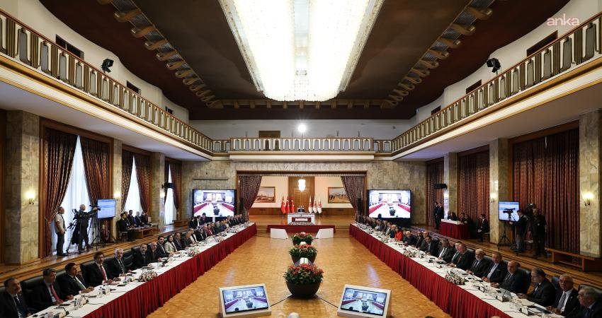 TBMM Milli Dayanışma, Kardeşlik ve Demokrasi Komisyonu’nu temsilen adaya giden heyetin