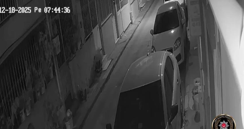 İzmir’in Bornova ilçesinde 18 yaşındaki D.G.’nin kendini asarak yaşamına son