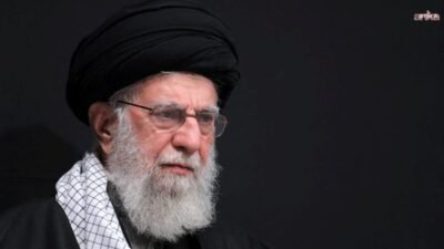 İran’ın dini lideri Ayetullah Ali Hamaney, ülkede haftalardır süren ve