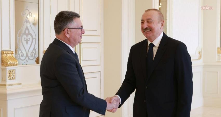 İsrail ve Azerbaycan’dan “stratejik ortaklık” mesajı: İsrail Dışişleri Bakanı Sa’ar, Bakü’de temaslarda bulundu İsrail Dışişleri Bakanı Gideon Sa'ar, Azerbaycan’ın başkenti Bakü’ye gerçekleştirdiği resmi