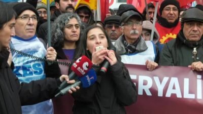 İstanbul Emek, Barış ve Demokrasi Güçleri, Kadıköy İskele’de yaptığı basın