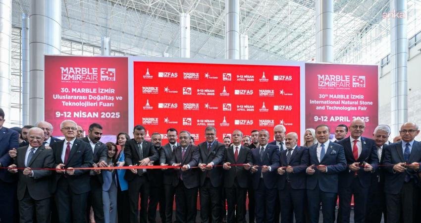 İzmir, 2026 yılında 30 fuar ve etkinliğe ev sahipliği yapacak İzmir Büyükşehir Belediyesi ev sahipliğinde, 2026 yılında İZFAŞ ve farklı