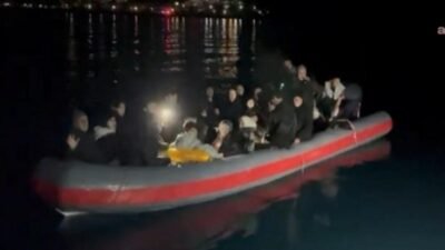 Sahil Güvenlik Komutanlığı ekipleri tarafından İzmir açıklarında gerçekleştirilen üç ayrı