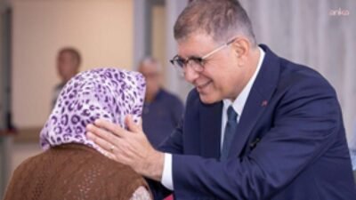 İzmir Büyükşehir Belediyesi, tarafından emeklilere sağlanan 1000’er liralık kira ve