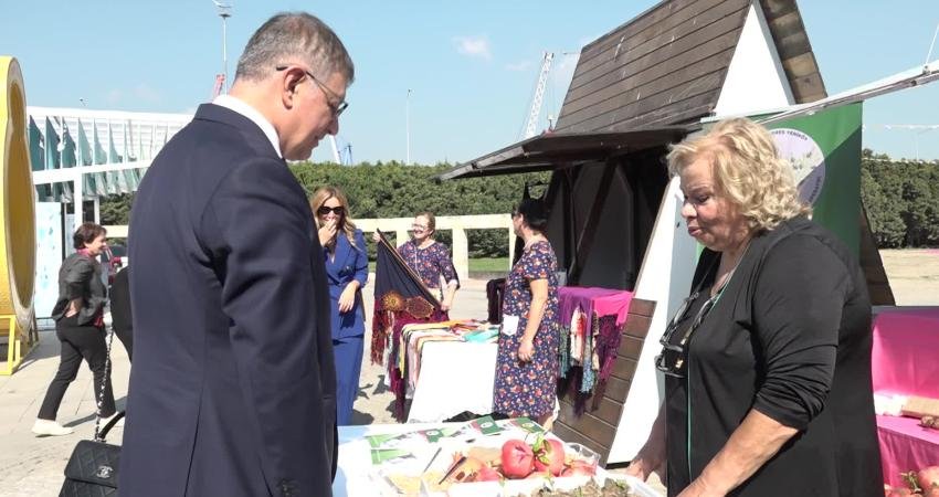 İzmir Büyükşehir Belediyesi, artan girdi maliyetleriyle mücadele eden Menderesli kadın