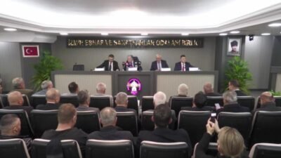 İzmir Esnaf ve Sanatkarlar Odaları Birliği ve kentte falaliyet gösteren