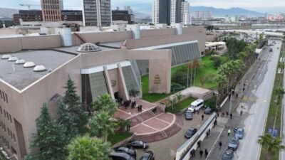 İzmir Cumhuriyet Başsavcılığı koordinesinde 11 ilde eş zamanlı düzenlenen uyuşturucu