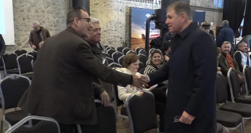 İzmir Büyükşehir Belediye Başkanı Cemil Tugay’ın, İzmir tarımını kooperatiflerle güçlendirmek