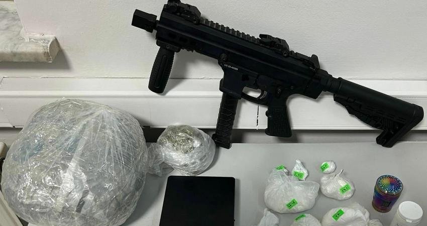 İzmir’de “kasten öldürme” ve “hükümlü veya tutuklunun kaçması” suçlarından 29