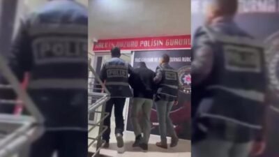 İzmir’in Karabağlar ilçesinde, hakkında 14 yıl 15 gün kesinleşmiş hapis