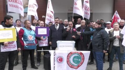 İzmir'de Birlik Sağlık-Sen ve Bağımsız Kamu Görevlileri Sendikaları Konfederasyonu'na (BASK)
