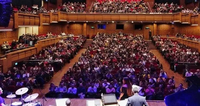 İzmir’de yılın en kısa ayı, sanatla uzayacak Ahmed Adnan Saygun Sanat Merkezi (AASSM), Şubat ayı boyunca müzikten