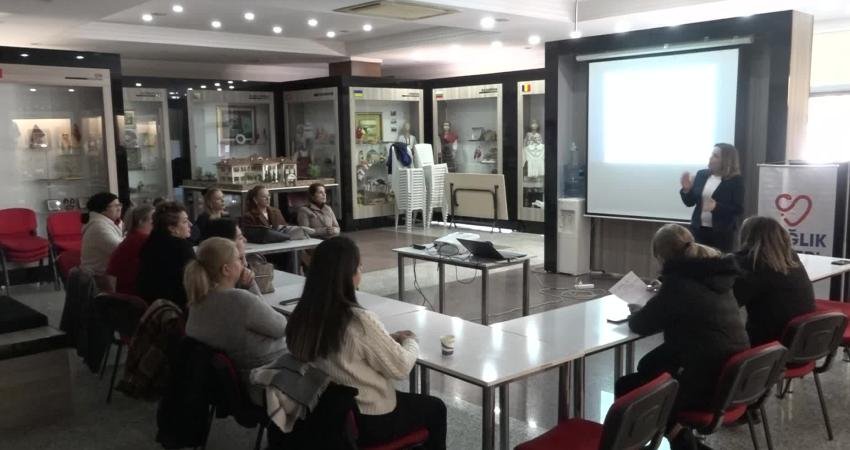 İzmir Büyükşehir Belediyesi, 30 ilçede Rahim Ağzı Kanseri Farkındalık Ayı