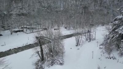 Sinop’un Erfelek ilçesinde, iki ormanın birleştiği derin bir vadide yer