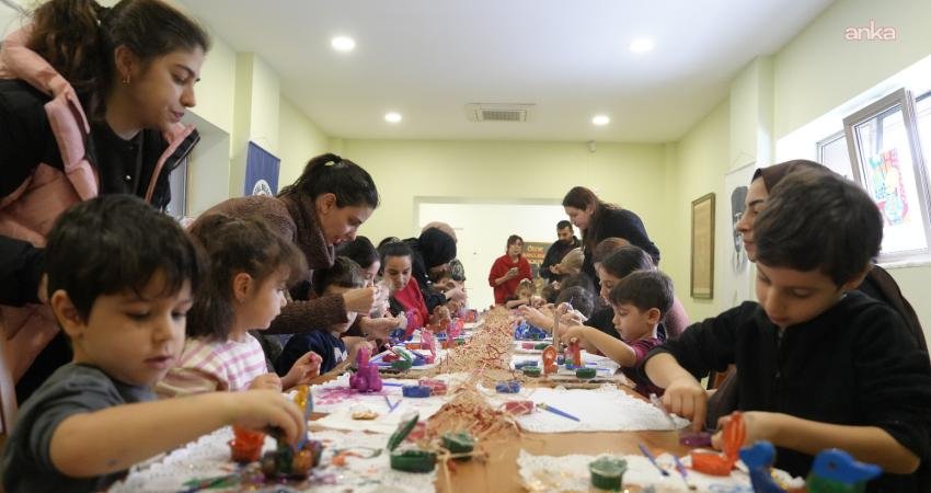 Kartal Belediyesi’nin ara tatile özel çocuk atölyeleri sürüyor Kartal Belediyesi, çocukların ara tatil dönemini verimli ve keyifli bir