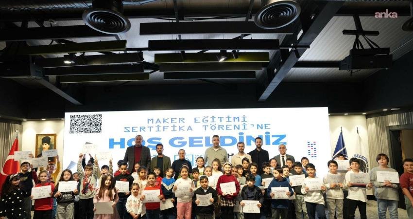 Kartal Belediyesi'nin çocukları ve gençleri bilim, teknoloji ve mühendislik alanlarıyla