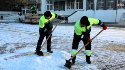 Keçiören Belediyesi, olumsuz hava koşullarının etkili olduğu günlerde eğitim öğretimin
