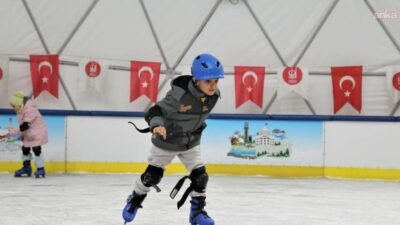 Keçiören Belediyesi bünyesinde ücretsiz olarak hizmet veren Ahmet Çalık Buz