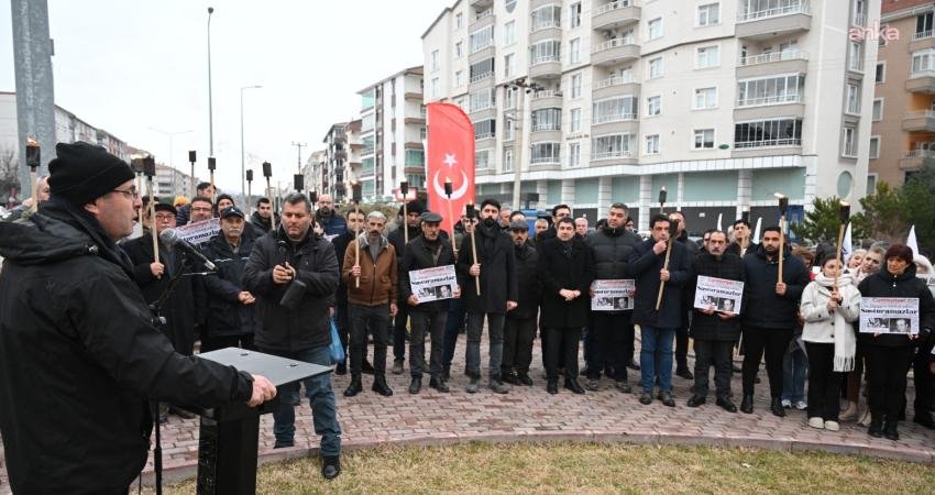 Kırşehir Belediye Başkanı Ekicioğlu, Uğur Mumcu anmasına katıldı Kırşehir Belediye Başkanı Selahattin Ekicioğlu, 33 yıl önce katledilen araştırmacı