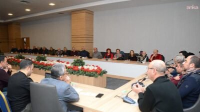 Kırşehir'de siyasi parti ve STK temsilcilerinin desteğiyle düzenlenen "Sömürge Madenciliğine