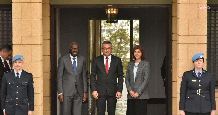 KKTC Cumhurbaşkanı Erhürman: Hristodulidis ile Holguin’in burada olmadığı zamanlarda da görüşmek konusunda hemfikir olduk KKTC Cumhurbaşkanı Tufan Erhürman, BM Genel Sekreteri Antonio Guterres'in Kıbrıs