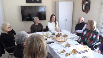 Konak Belediyesi’nin Ziya Zişan Aytulun Kardeşler İleri Yaş Sağlıklı Yaşam