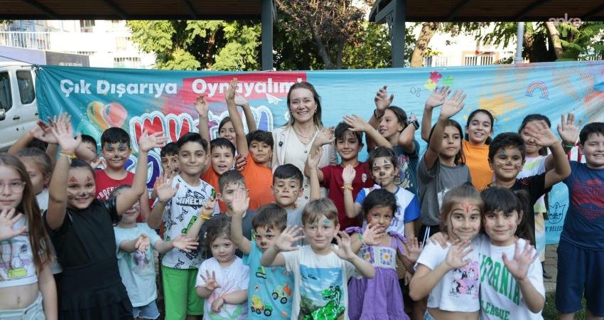 Konak Belediyesi, karne alan çocukların tatillerini eğlenceli ve verimli geçirmesi