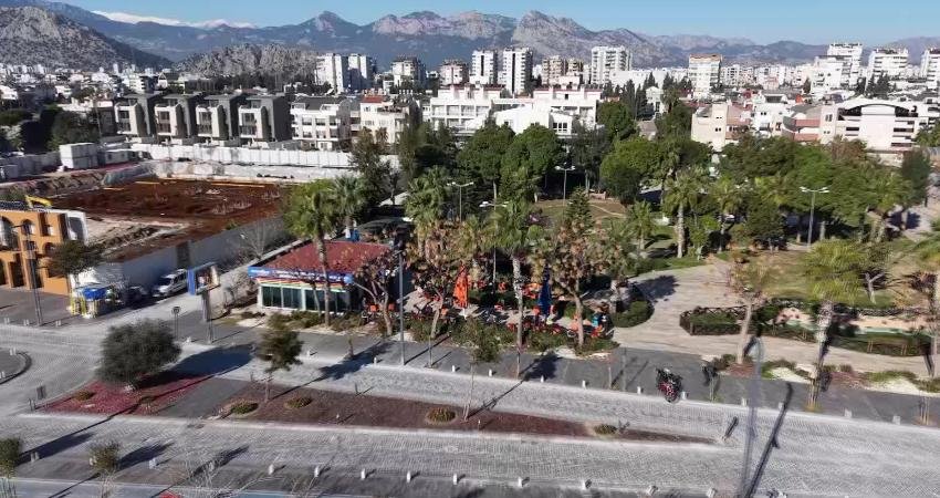 Konyaaltı Belediyesi’nin ilçede yaşayan emekliler için hayata geçirdiği sosyal destek