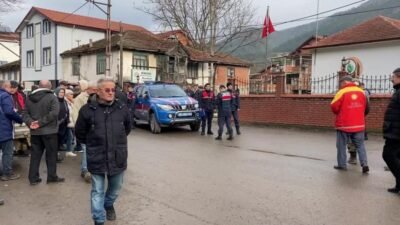 Devrek Çayı üzerinde yapılması planlanan Hidroelektrik Santrali (HES) projesine karşı