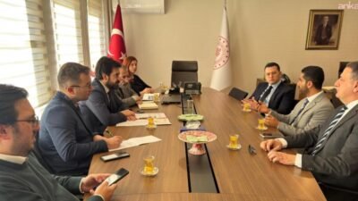 Kültür ve Turizm Bakan Yardımcısı Batuhan Mumcu, Spotify Bölge Başkanı Akshat